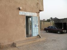 boutique dans les rues de Saly Niakh Niakhal (Sngal)