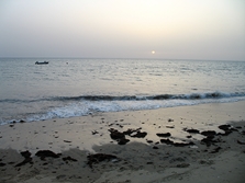 la plage de Saly Niakh Niakhal (Sénégal)